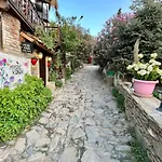 Δωμάτια σε οικογενειακή κατοικία Mystic